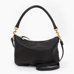 Black Clare V. Moyen Petit